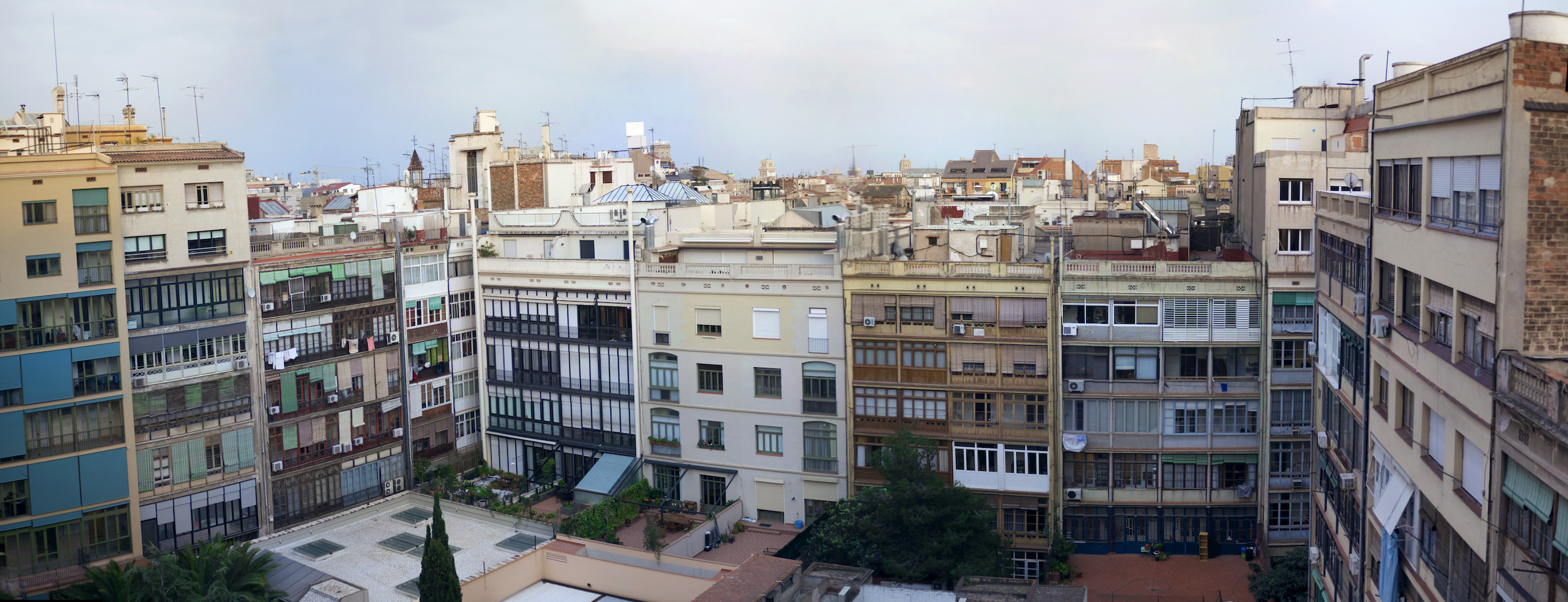 Eixample courtyard – flickr / Gerard Girbes Berges